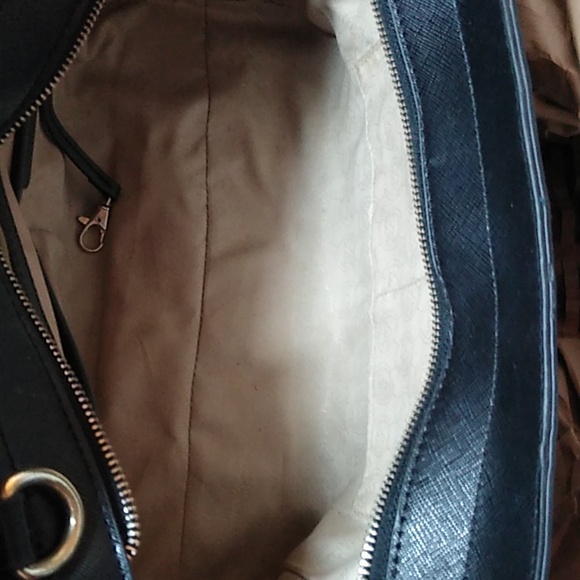 Michael Kors Selma Style Tote - Picture 7 of 10